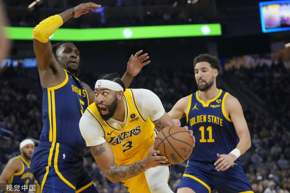 越的球员 越的球员