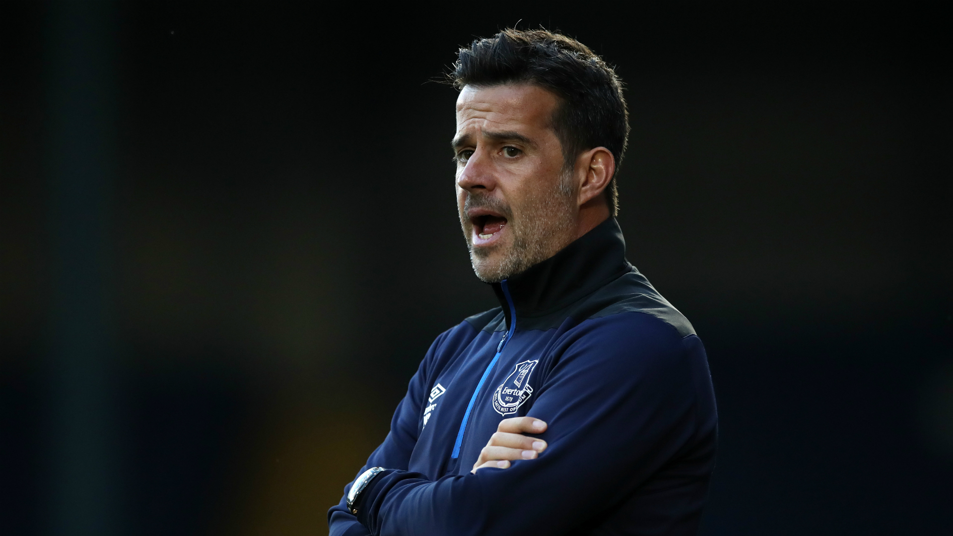 员的搭配中 员的搭配中